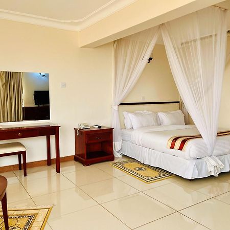 Bomah Hotel Limited Gulu Bagian luar foto