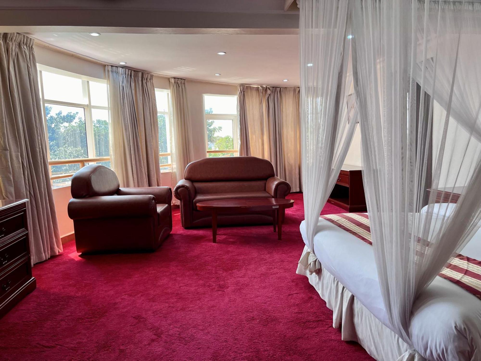 Bomah Hotel Limited Gulu Bagian luar foto