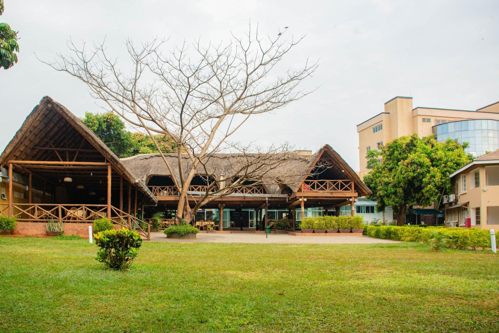 Bomah Hotel Limited Gulu Bagian luar foto