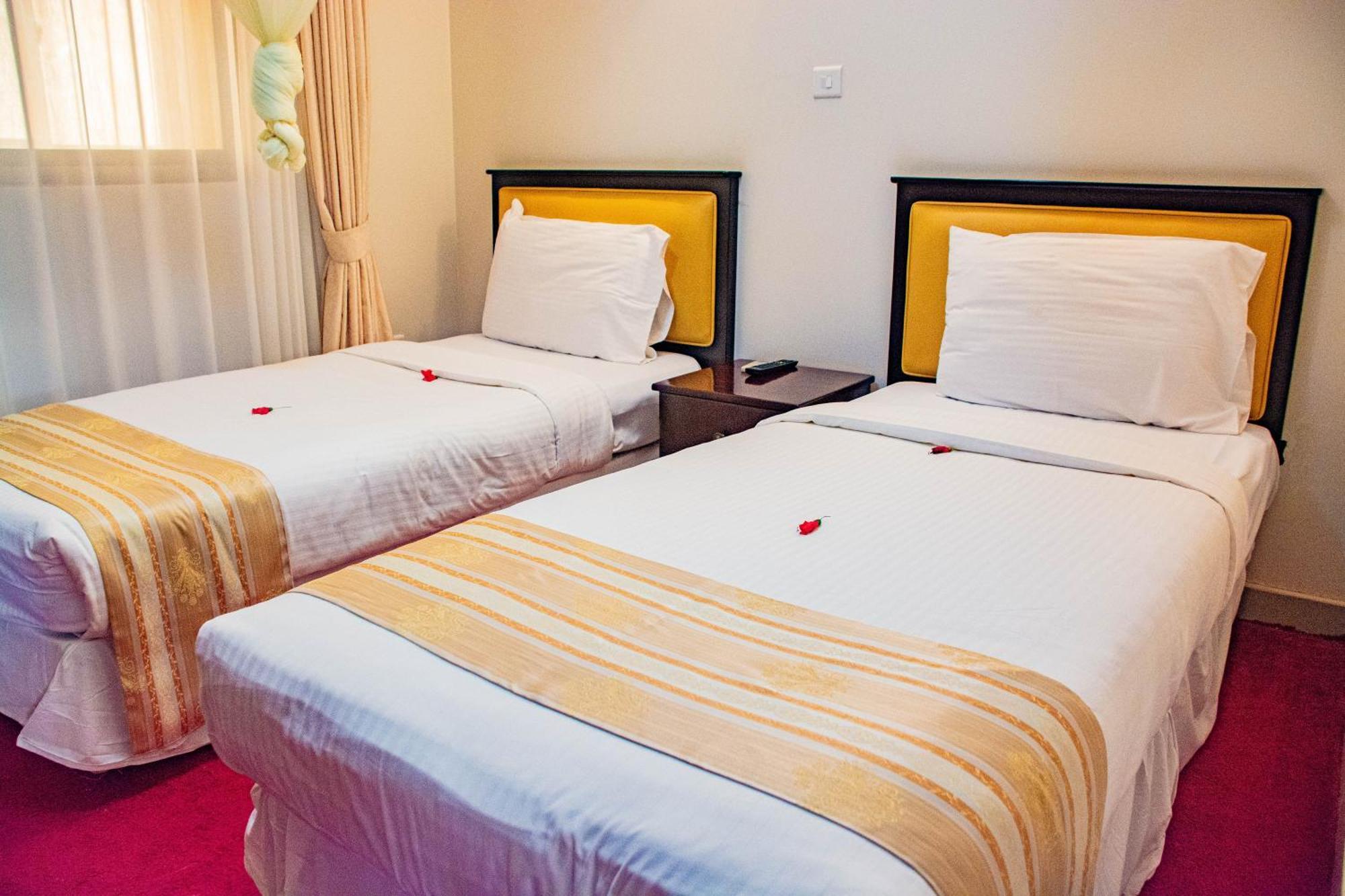 Bomah Hotel Limited Gulu Bagian luar foto