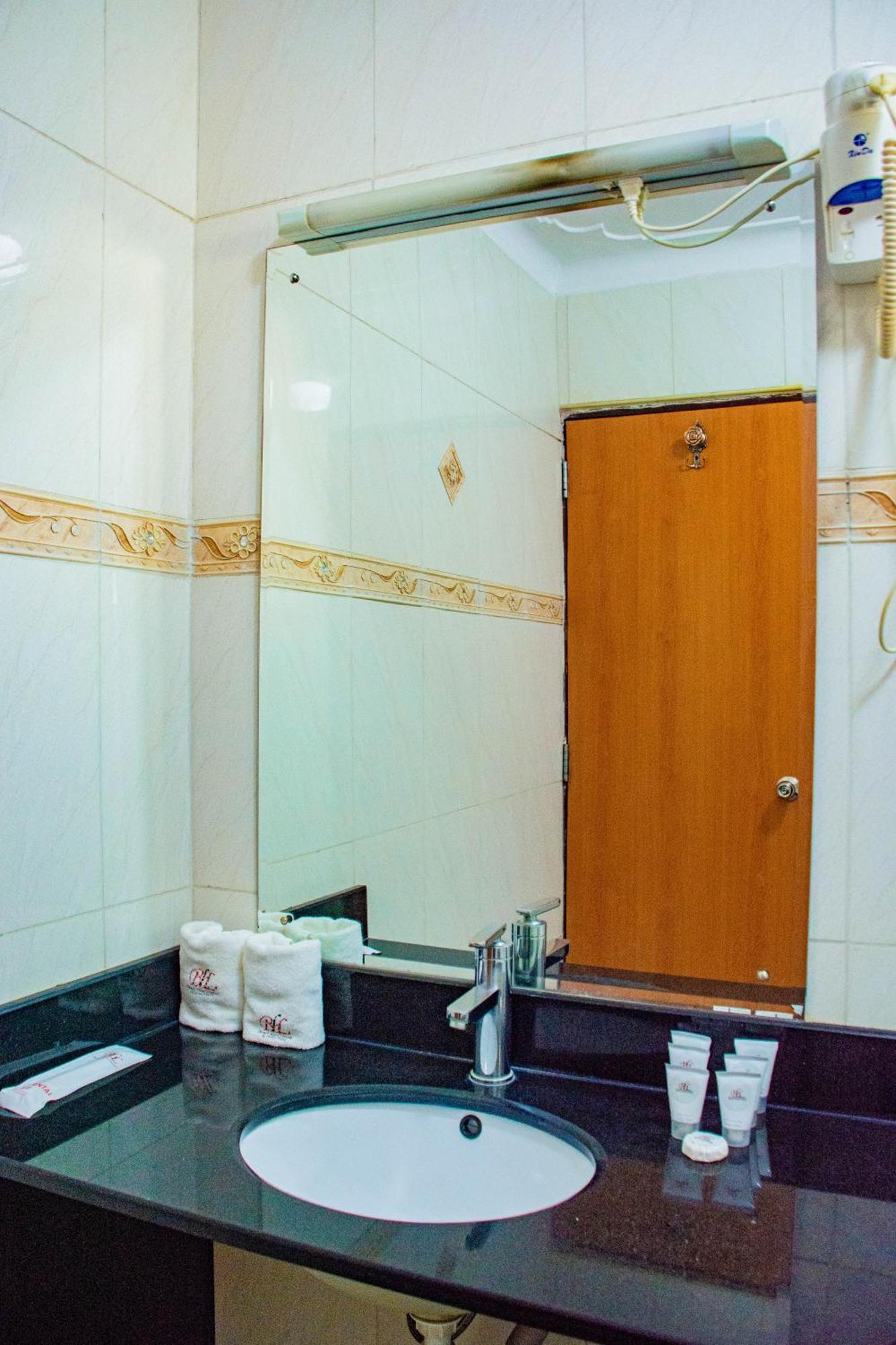 Bomah Hotel Limited Gulu Bagian luar foto