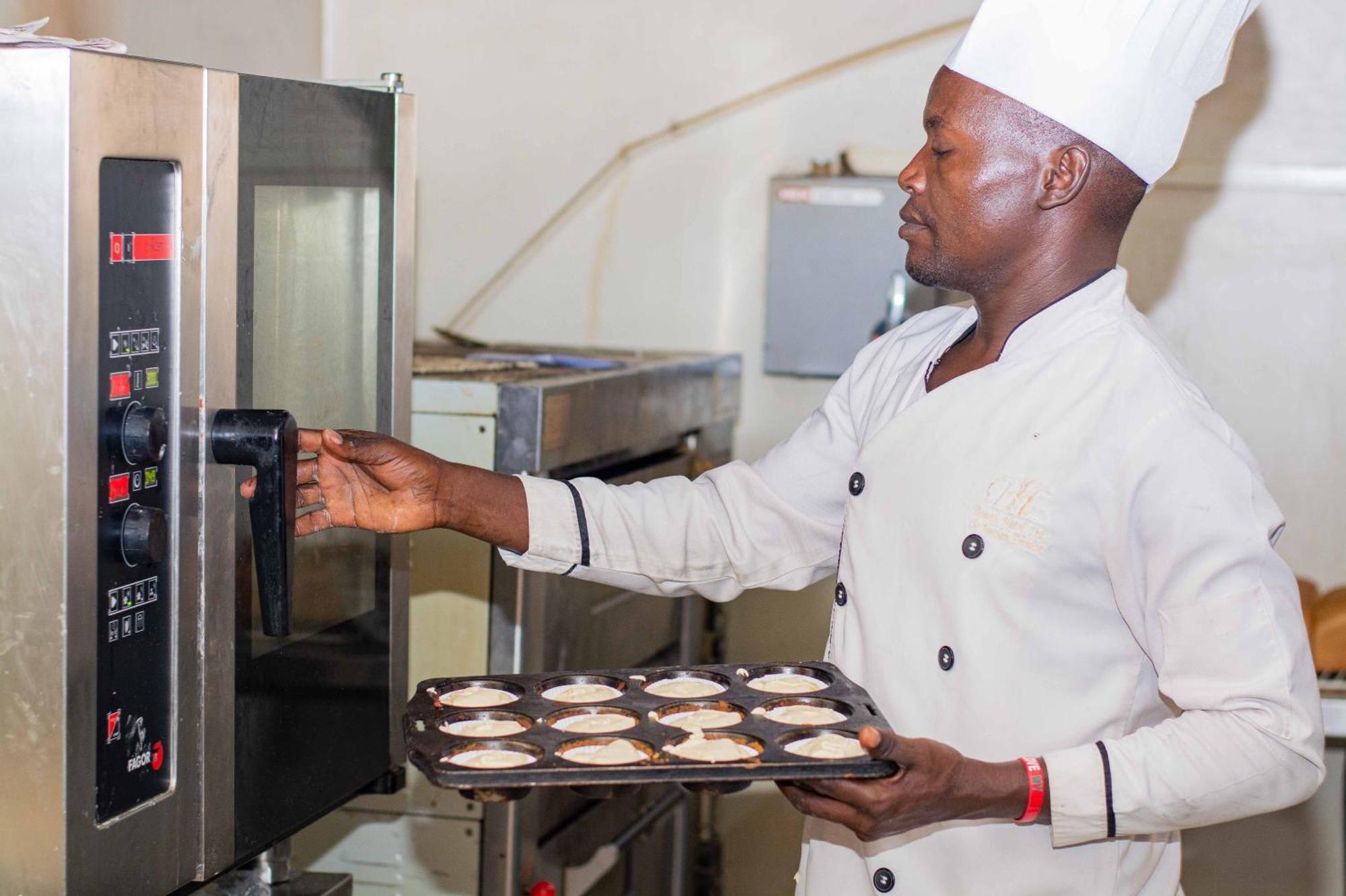 Bomah Hotel Limited Gulu Bagian luar foto
